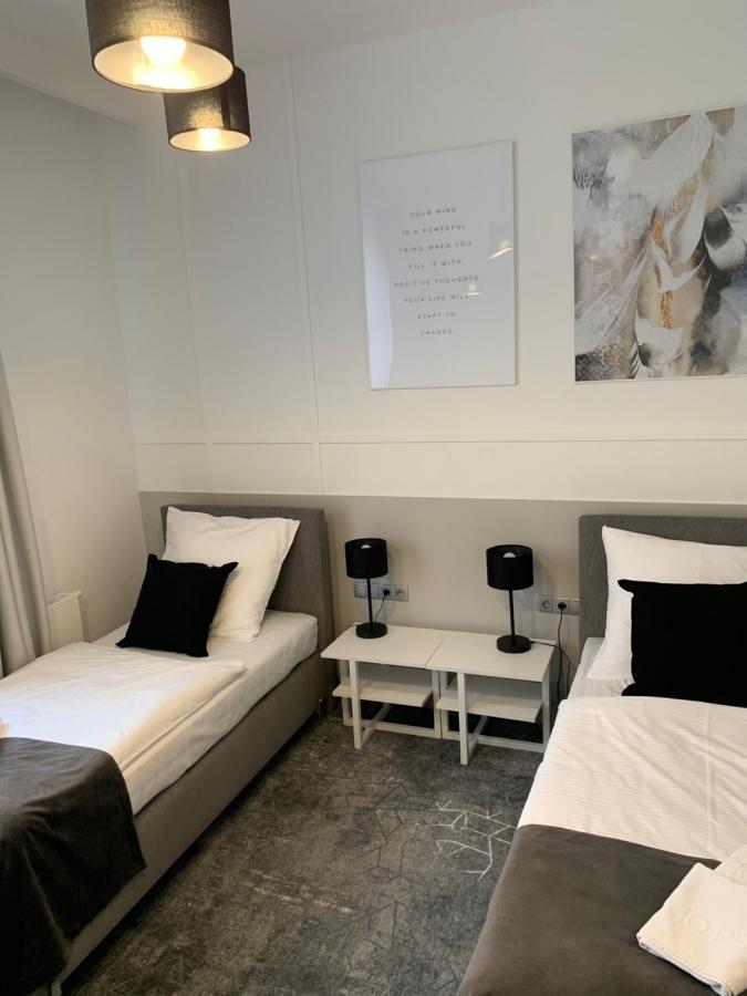 Klobuck Hotel Coliber מראה חיצוני תמונה