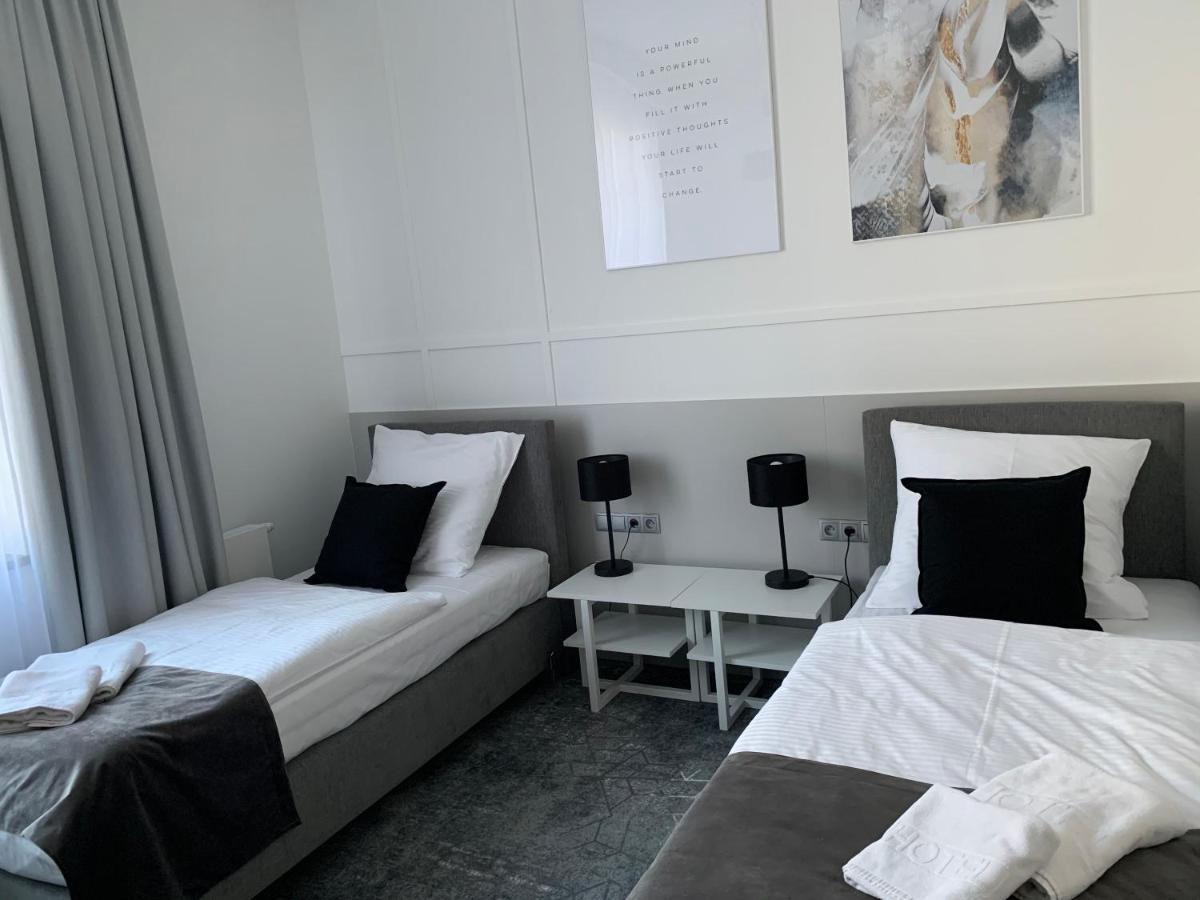 Klobuck Hotel Coliber מראה חיצוני תמונה